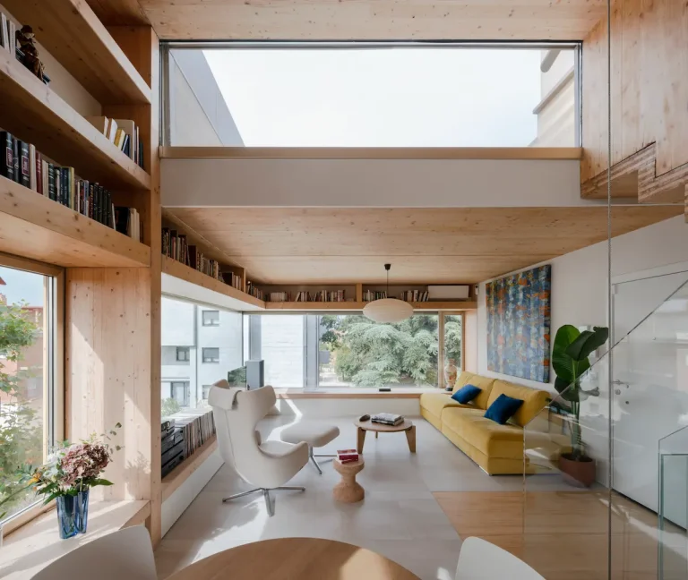 Cooperativa Our Shelves Houses